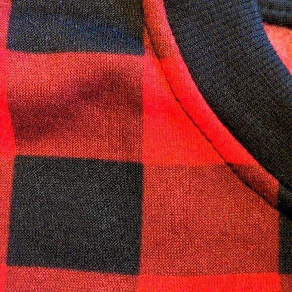 🤩 Better Together‎ red and black checkered sweatshirt size XS 🤩 2 for $20 - Picture 5 of 5
